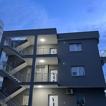 Vila Kledi Shengjin Exterior photo